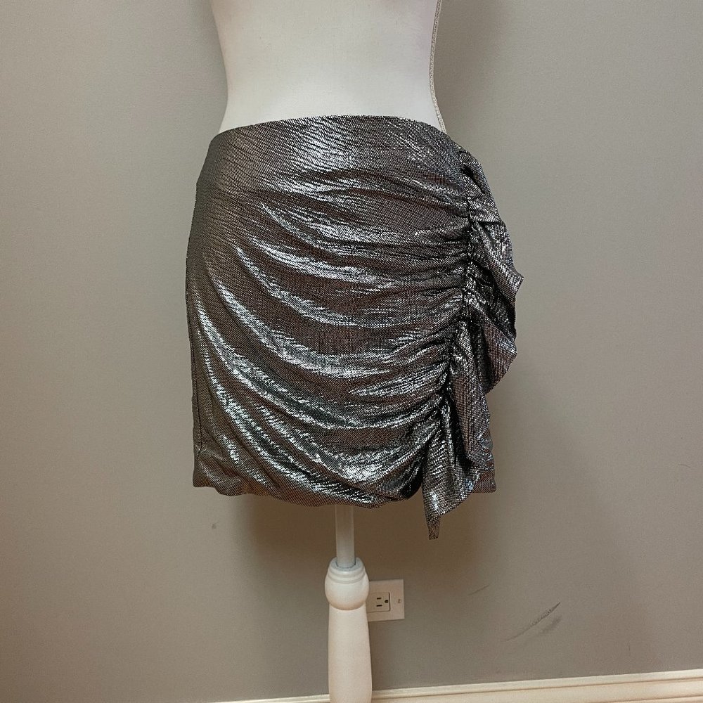 NWT Lovers and Friends Metallic Ruffle Skirt